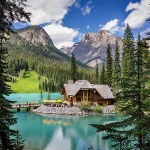 Emerald Lake Lodge